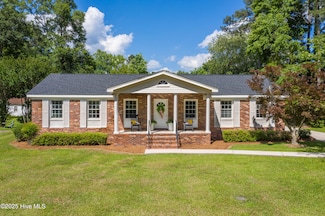 54 Woodland Rd, Whiteville, NC 28472