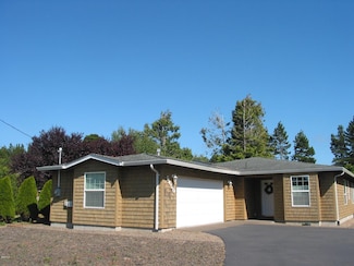 5450 El Prado, Gleneden Beach, OR 97388