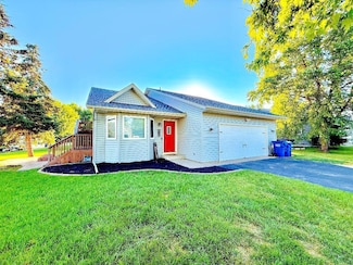 235 Glacier Ave, Sartell, MN 56377