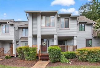 224 Misty Point Ln, Newport News, VA 23603