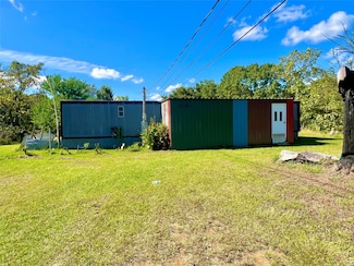 21106 Lakeway Cir, Chandler, TX 75758