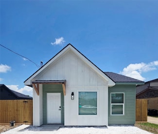 715 Rosedale St, La Marque, TX 77568