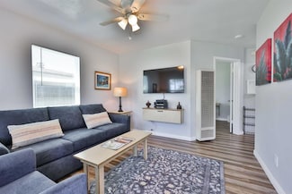 520 Delaware St, Imperial Beach, CA 91932