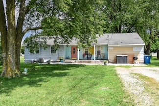 502 Short St, Cornell, IL 61319