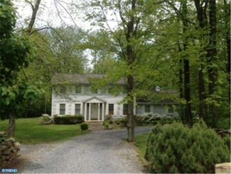 805 Texter Mountain Rd, Robesonia, PA 19551