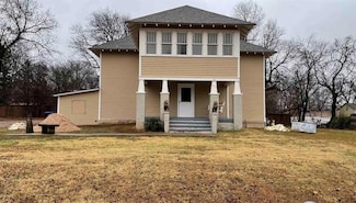 603 N 8th St, Noble, OK 73068