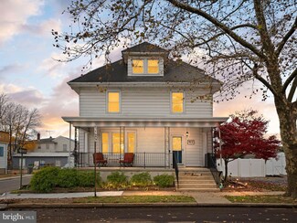 400 2nd St, Swedesboro, NJ 08085