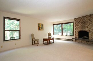 8515 242nd St SW Unit 205A, Edmonds, WA 98026
