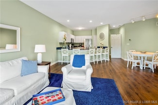 309 Bristol Bay Dr Unit 1A, Lake Ozark, MO 65049