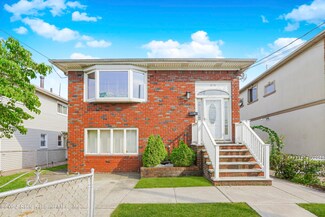 378 Mcclean Ave, Staten Island, NY 10305