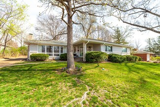 838 Greenwood Ct, Columbia, MO 65203