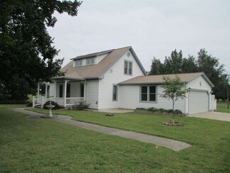 239 110th, Newton, KS 67114