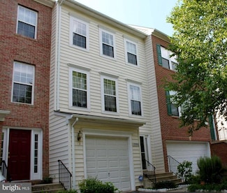 13910 Gothic Dr, Centreville, VA 20121