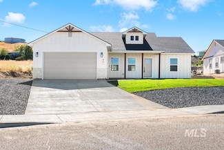 881 S Iowa Ave, Payette, ID 83661