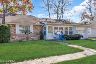 128B Azalea Ct Unit 128B, Lakewood, NJ 08701