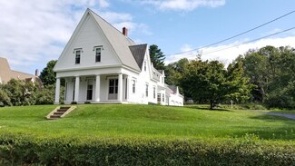 9 Cottage St, Douglas, MA 01516