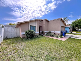 12209 Hidden Brook Dr, Tampa, FL 33624
