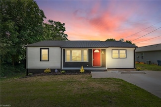 705 Laurel Ave, Lexington, NC 27292