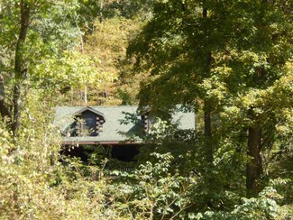 15512 Moon Shadow Rd, Ferryville, WI 54628