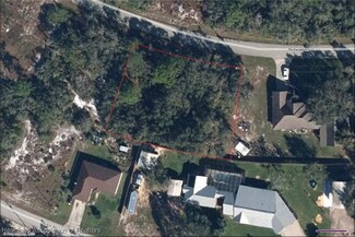 3040 Redwood Rd, Lake Placid, FL 33852