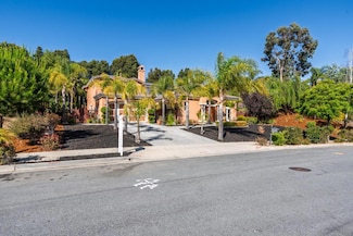 2228 Terrena Valley Dr, San Jose, CA 95121