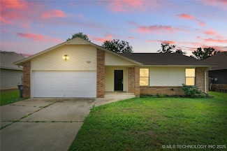 1555 S 139th Ave E, Tulsa, OK 74108