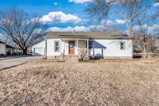 652 E Main St, Mulvane, KS 67110