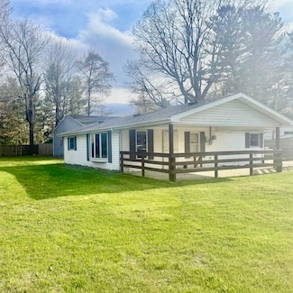 2905 W Burt Rd, Montrose, MI 48457