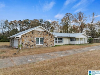 2366 N Walston Bridge Rd, Jasper, AL 35504