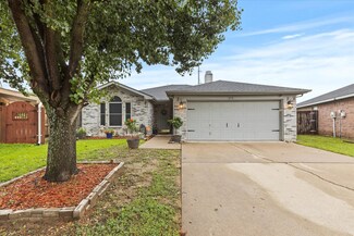1179 Rusticwood Ct, Fort Worth, TX 76140