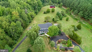355 Holly Corner Rd, Fredericksburg, VA 22406