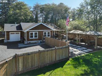 361 Railroad Ave, Gearhart, OR 97138