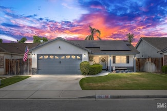 9020 Winlock St, Bakersfield, CA 93312
