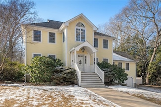 16 Midway Ave, Westerly, RI 02891
