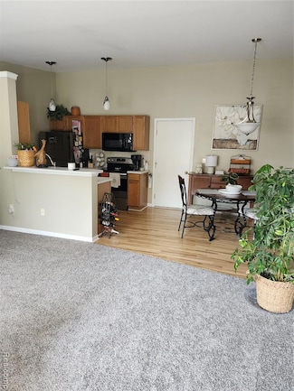 9520 Timber Ridge Dr Unit 303, Grand Blanc, MI 48439