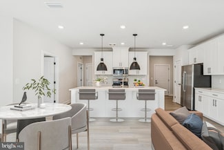 12850 Mosaic Park Way Unit 2-A, Herndon, VA 20171