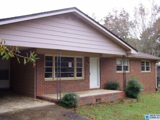 720 Cedar Springs Rd, Weaver, AL 36277