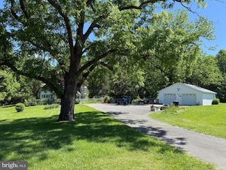 10491 Oak Tree Dr, King George, VA 22485