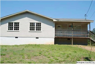 901 Empire Rd, Sumiton, AL 35148