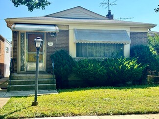 10155 S Indiana Ave, Chicago, IL 60628