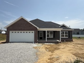 53 Hilltop St, Manchester, TN 37355