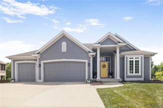 9013 N Kansas Ct, Kansas City, MO 64156