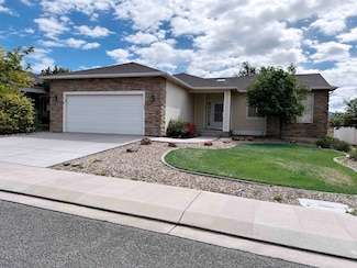 586 28 1 2 Rd, Grand Junction, CO 81501