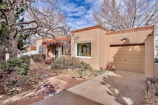 521 Calle Corvo, Santa Fe, NM 87501