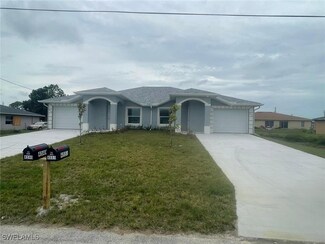 4549 21st St SW, Lehigh Acres, FL 33973