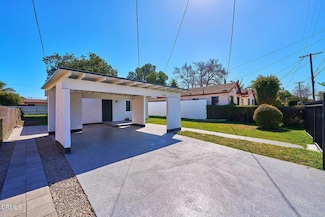 9408 Grape St, Los Angeles, CA 90002