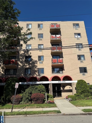 873 Main St Unit 2E, Hackensack, NJ 07601