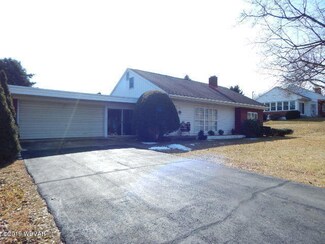 313 W Center St, Elysburg, PA 17824