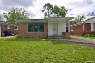 18489 Burt Rd, Detroit, MI 48219