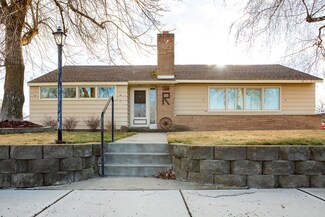 308 S 2nd St, Harrington, WA 99134